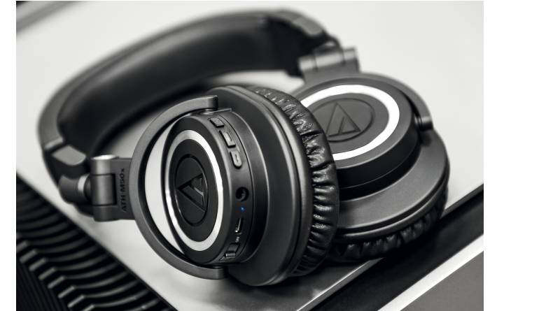 Bluetooth-Over-Ear-Kopfhörer Audio-Technica ATH-M50xBT: Audio-Technica ATH-M50xBT, Bild 1 Kopfhörer Hifi Audio-Technica ATH-M50xBT im Test, Bild 1