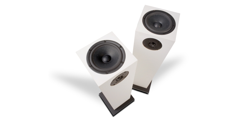Offen für alles: Bauer Audio OM2, Bild 1 Lautsprecher Stereo Bauer Audio OM2 im Test, Bild 1