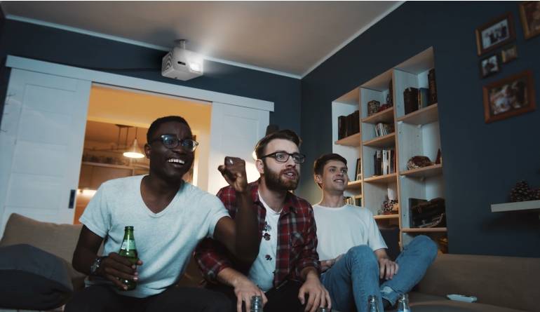 MC-Übertrager BenQ TK705i, BenQ TK705STi im Test , Bild 1