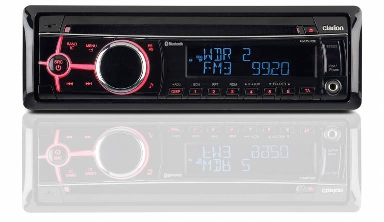 Lang ersehnt: Clarion CZ505E, Bild 1 1-DIN-Autoradios Clarion CZ505E im Test, Bild 1