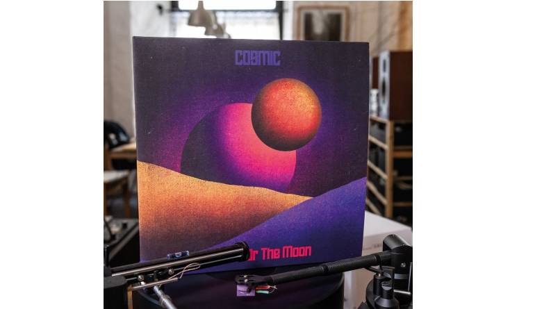 The Sun Or The Moon – Cosmic: Cosmic (Tonzonen Records), Bild 1 Schallplatte Cosmic (Tonzonen Records) im Test, Bild 1