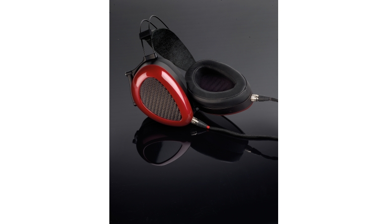 Offensive: Dan Clark Audio Aeon Flow 2 Closed, Bild 1 Kopfhörer Hifi Dan Clark Audio Aeon Flow 2 Closed im Test, Bild 1