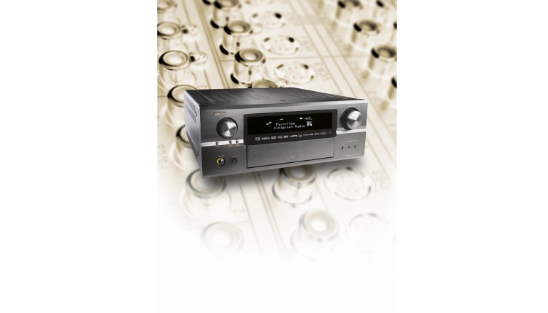 AV und Webmaster: Denon AVC-A11XV, Bild 1 AV-Receiver Denon AVC-A11XV im Test, Bild 1