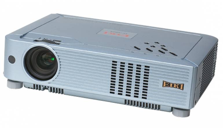 Eiki LC-XB24, Bild 1 Beamer Eiki LC-XB24 im Test, Bild 1
