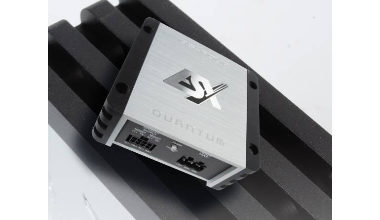 Vierkanal in nano: ESX QS-Four, Bild 1 Car Hifi Endstufe 4-Kanal ESX QS-Four im Test, Bild 1