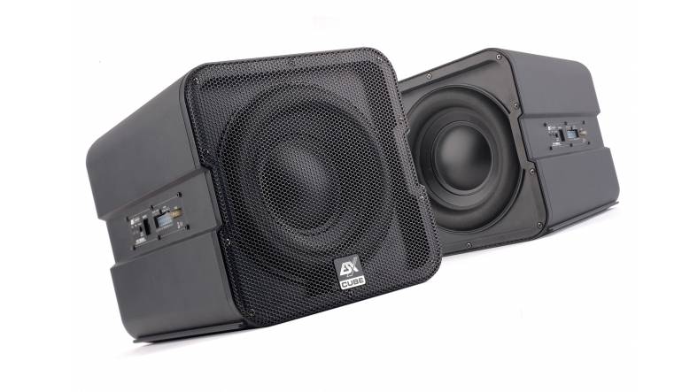 Power- Cube: ESX V1600A, Bild 1 Car-Hifi Subwoofer Aktiv ESX V1600A im Test, Bild 1