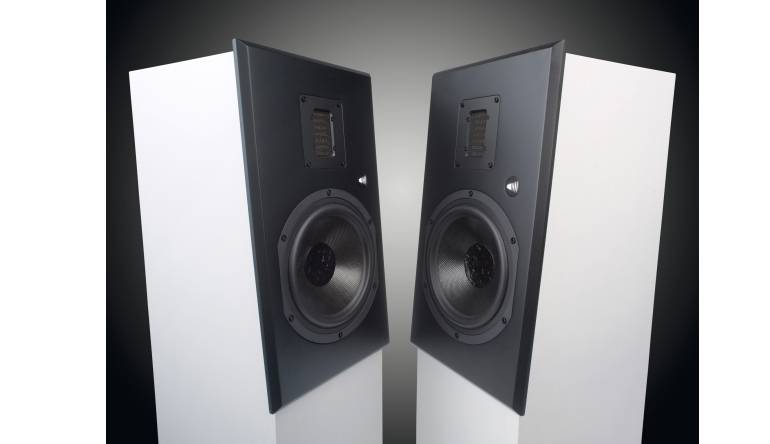 Die Mehr-Sein-als- Schein-Standbox von Fishhead Audio: Fishhead Audio StrEight 1.8 FS, Bild 1 Lautsprecher Stereo Fishhead Audio StrEight 1.8 FS im Test, Bild 1
