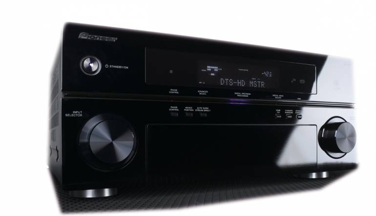 AV-Receiver: Fünf AV-Receiver, Bild 1