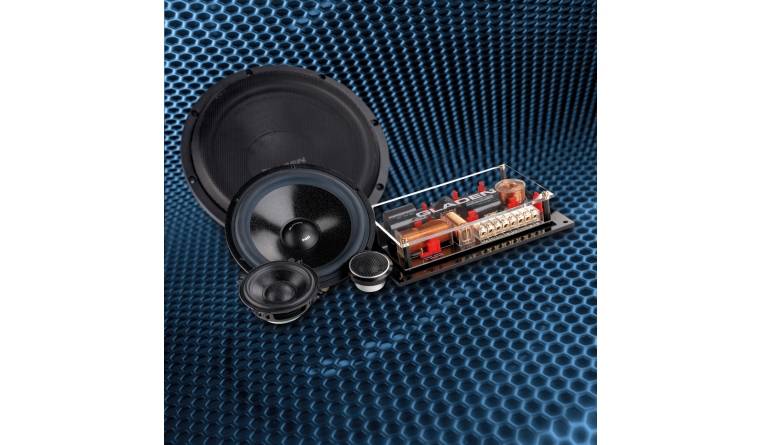 Edel und ungezähmt: Gladen Audio PRO 165/3 semi active, Bild 1 Car-HiFi-Lautsprecher 16cm Gladen Audio PRO 165/3 semi active im Test, Bild 1