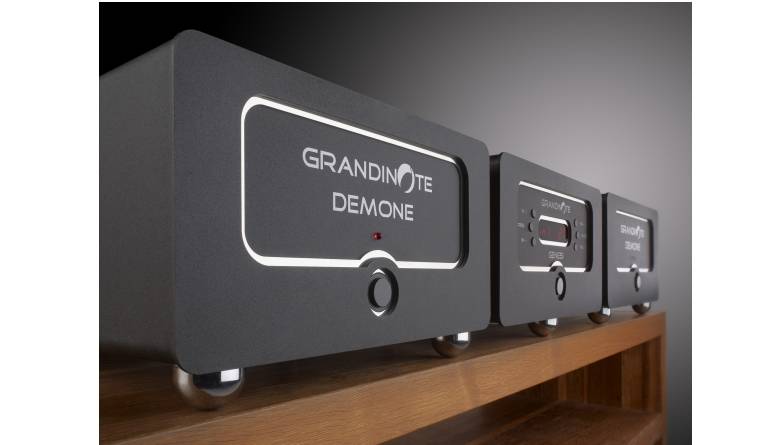Systemtest: Grandinote Demone, Grandinote Genesi, Bild 1 Vor-Endstufenkombis Hifi Grandinote Demone, Grandinote Genesi im Test , Bild 1