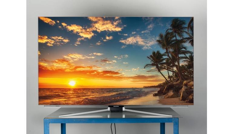 Glänzender Auftritt: Grundig 55GOB9990 Fine Arts, Bild 1 Fernseher Grundig 55GOB9990 Fine Arts im Test, Bild 1