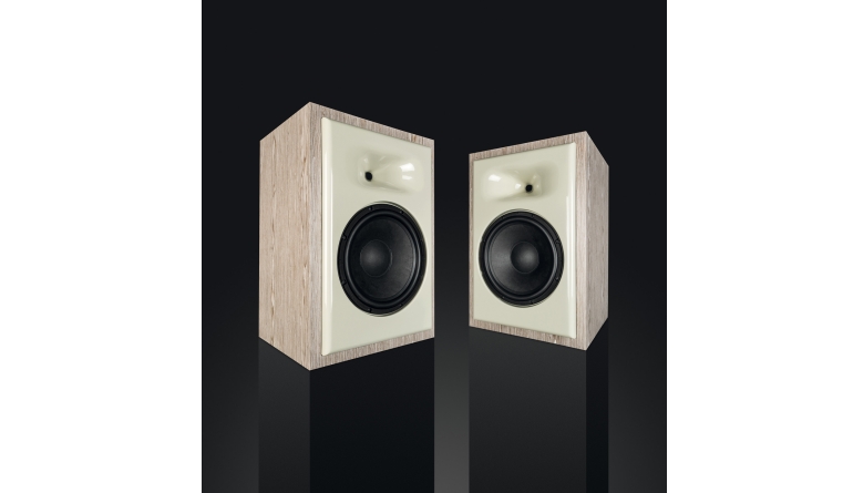 Charmant und irgendwie gut aussehend: hORNS FP12, Bild 1 Lautsprecher Stereo hORNS FP12 im Test, Bild 1
