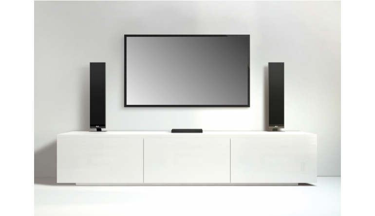Plug & Play: KEF V300, Bild 1 TV-Soundsystem KEF V300 im Test, Bild 1