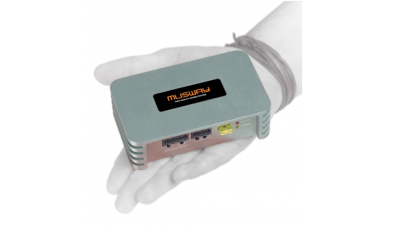 Musway P2 – winzige Zweikanalendstufe mit mächtig Leistung: Musway P2, Bild 1 Car-HiFi Endstufe 2-Kanal Musway P2 im Test, Bild 1