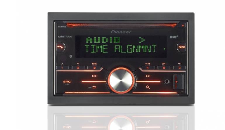 Doppel-DIN-Soundkünstler: Pioneer FH-X840DAB, Bild 1 2-DIN-Autoradios Pioneer FH-X840DAB im Test, Bild 1