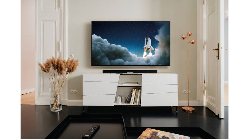 Lichtgestalt: Teufel Cinebar Lux Surround 5.0-Set, Bild 1 Soundbar Teufel Cinebar Lux Surround 5.0-Set im Test, Bild 1