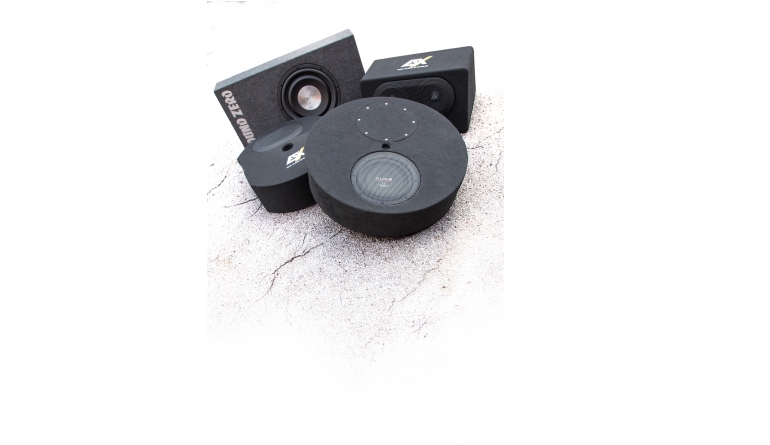 Vergleichstest: Versteckspiel, Bild 1 Car-Hifi Subwoofer Gehäuse: Versteckspiel, Bild 1