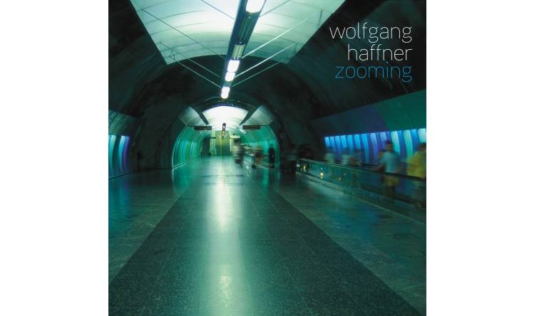 Wolfgang Haffner - Zooming: Wolfgang Haffner - Zooming (Skip Records), Bild 1 Schallplatte Wolfgang Haffner - Zooming (Skip Records) im Test, Bild 1