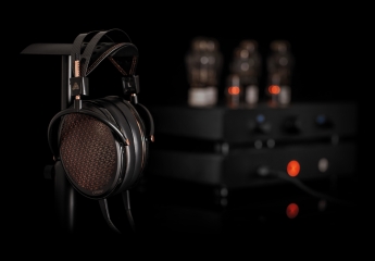 _audeze_crbn_bild_1750077694.jpg