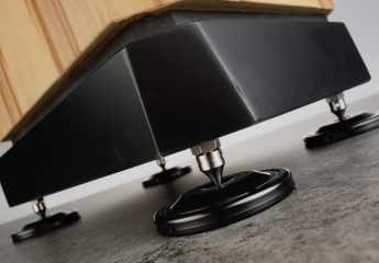 Zubehör HiFi Andante Largo Silent Mount SM-7X Spiketeller und TS-8 Spikes im Test, Bild 1