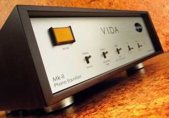 Verstärker Phono Vorverstärker Aurorasound VIDA MK II VI-6 im Test, Bild 1