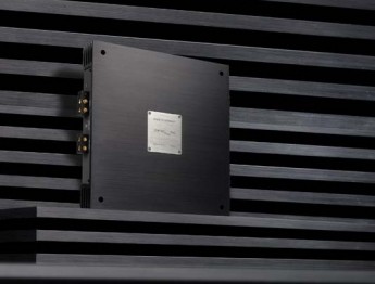 Car-HiFi Endstufe 4-Kanal Brax NOX4 DSP im Test, Bild 1
