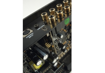 Car-Hifi sonstiges Helix HEC HD-Audio USB-Interface im Test, Bild 1